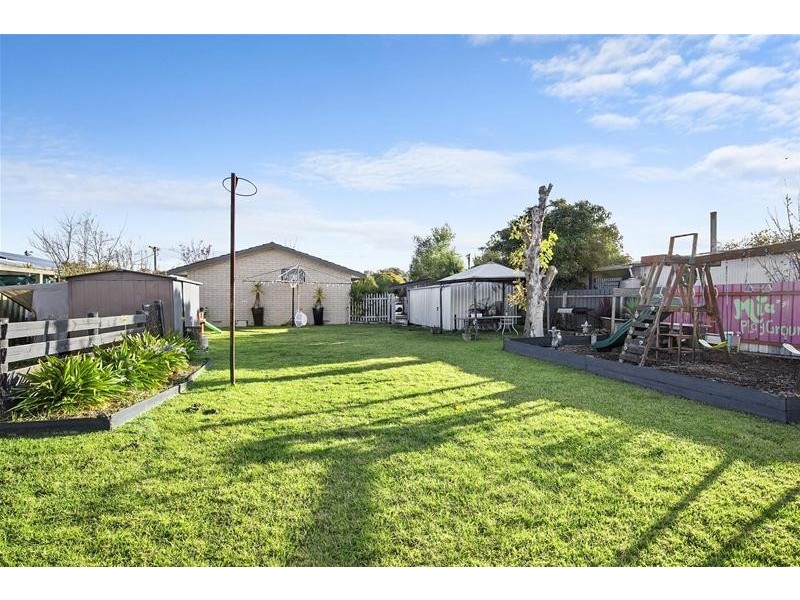 15 Best Street, Ararat VIC 3377