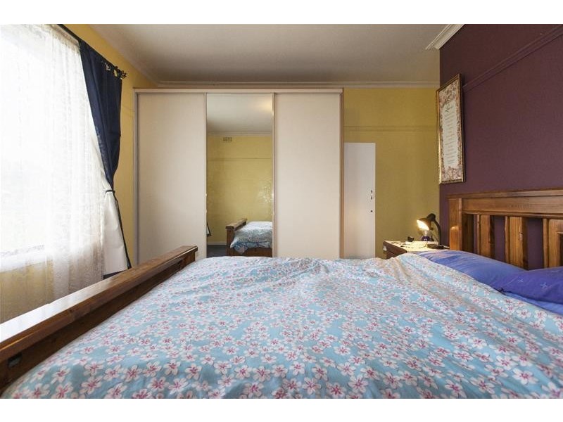 13 Churchill Avenue, Ararat VIC 3377