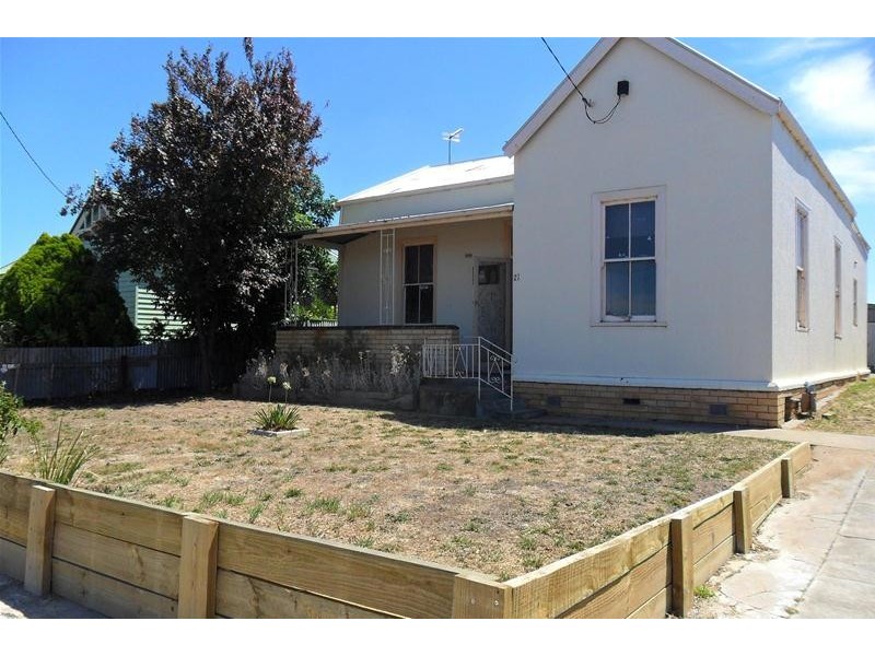 21 CAMPBELL Street, Ararat VIC 3377