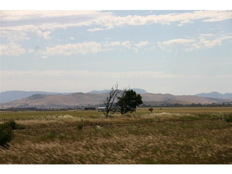 Old Geelong Road, Dobie, Ararat VIC 3377