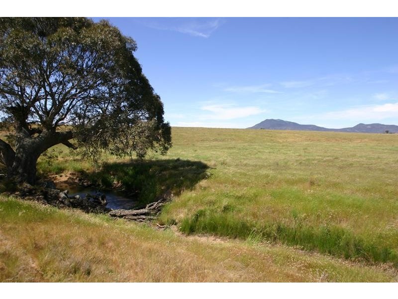 Old Geelong Road, Dobie, Ararat VIC 3377