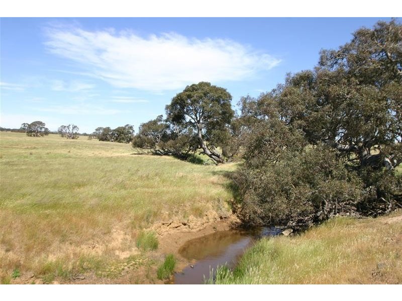 Old Geelong Road, Dobie, Ararat VIC 3377