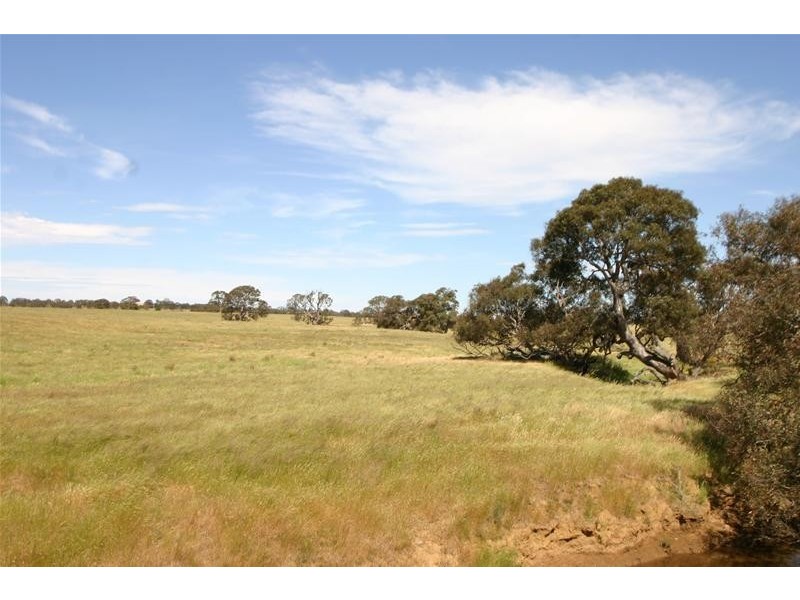 Old Geelong Road, Dobie, Ararat VIC 3377