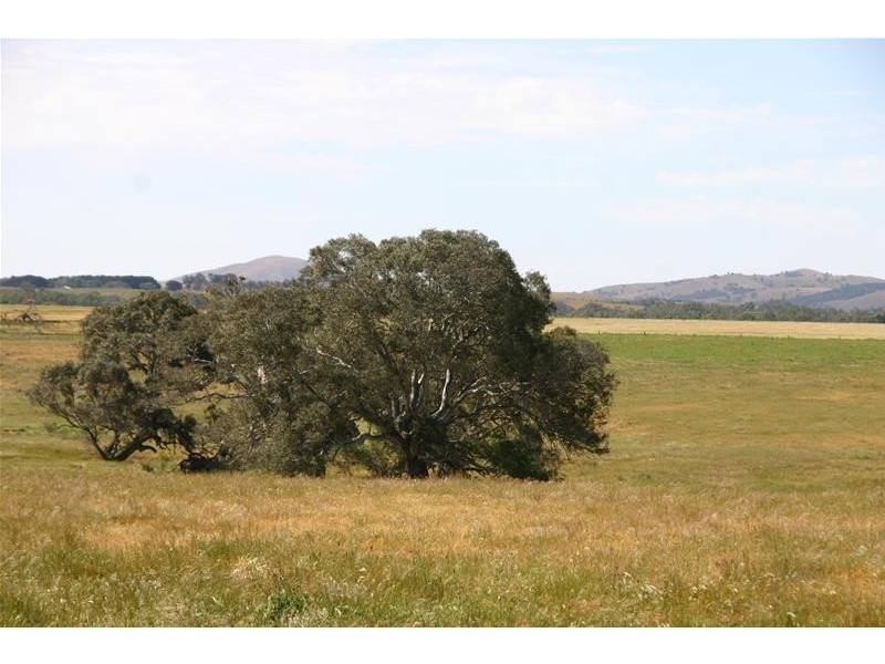 Old Geelong Road, Dobie, Ararat VIC 3377