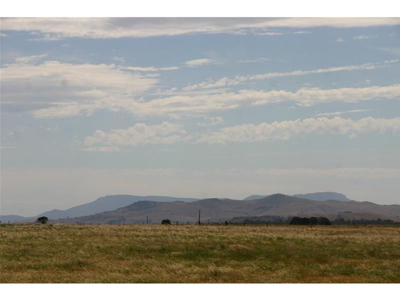 Old Geelong Road, Dobie, Ararat VIC 3377