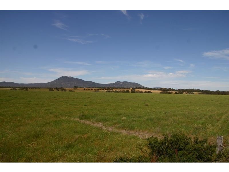 Old Geelong Road, Dobie, Ararat VIC 3377