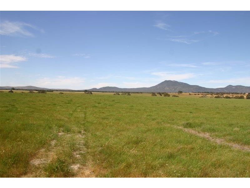 Old Geelong Road, Dobie, Ararat VIC 3377