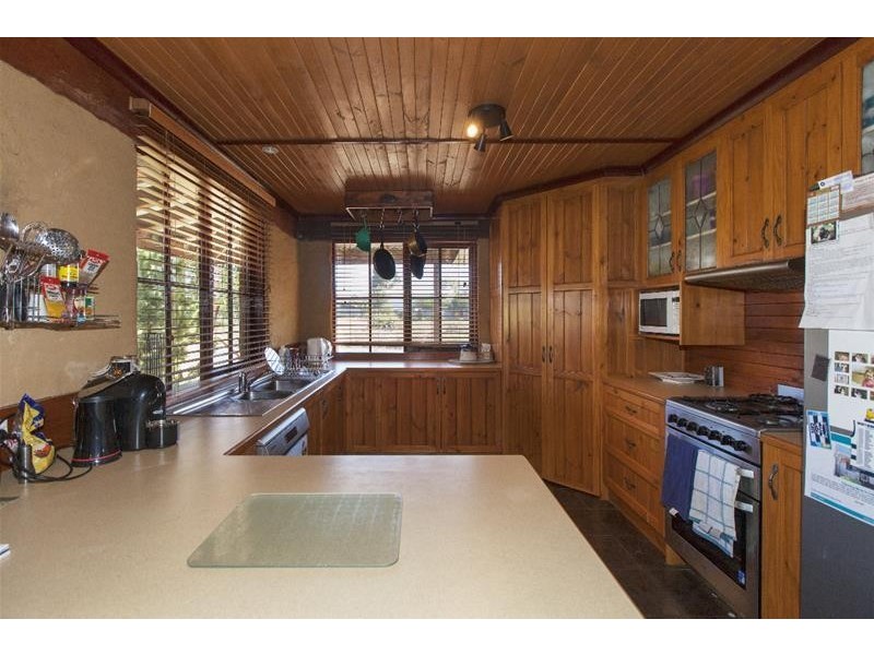 18 Burke Road, Ararat VIC 3377