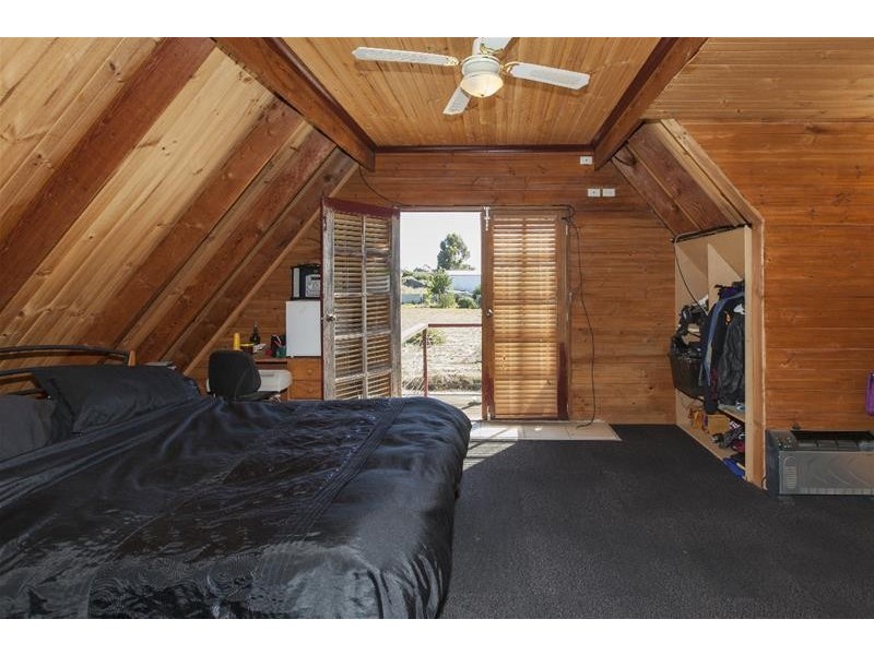 18 Burke Road, Ararat VIC 3377