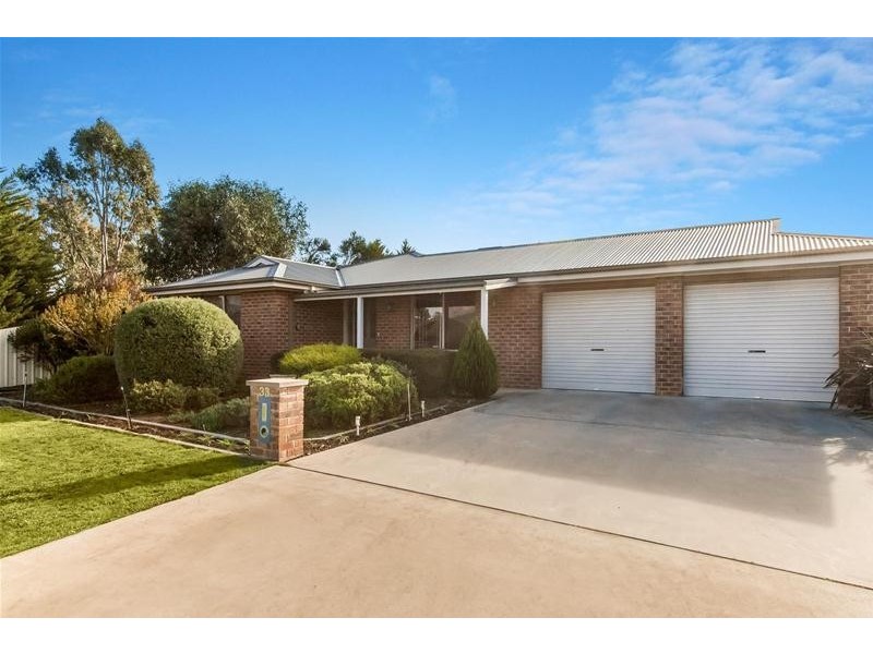 33 McNeill Street, Ararat VIC 3377