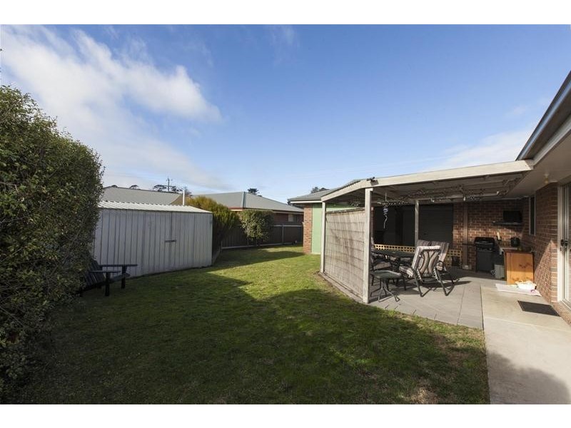 33 McNeill Street, Ararat VIC 3377