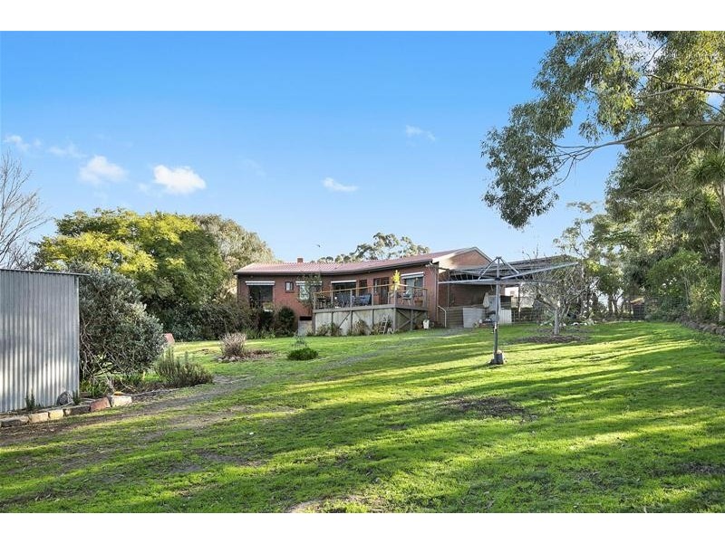 31 Port Fairy Road, Ararat VIC 3377