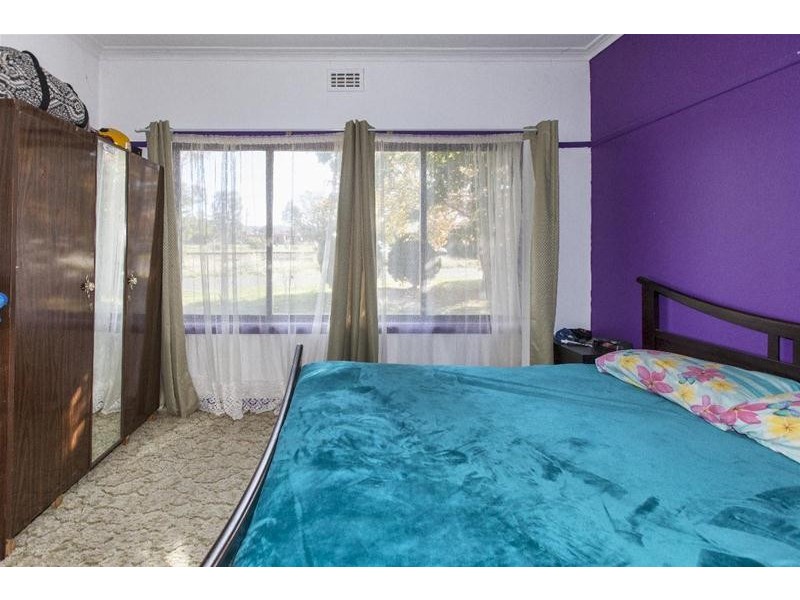 16 Acacia Avenue, Ararat VIC 3377