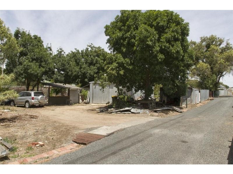 13 Currajong Avenue, Ararat VIC 3377