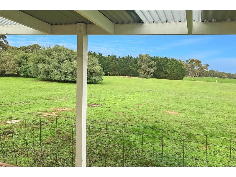 33A Ethels Court, Amphitheatre VIC 3468