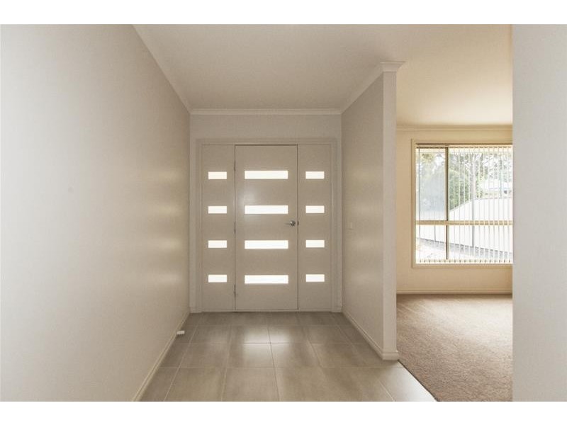 83 CHURCHILL Avenue, Ararat VIC 3377