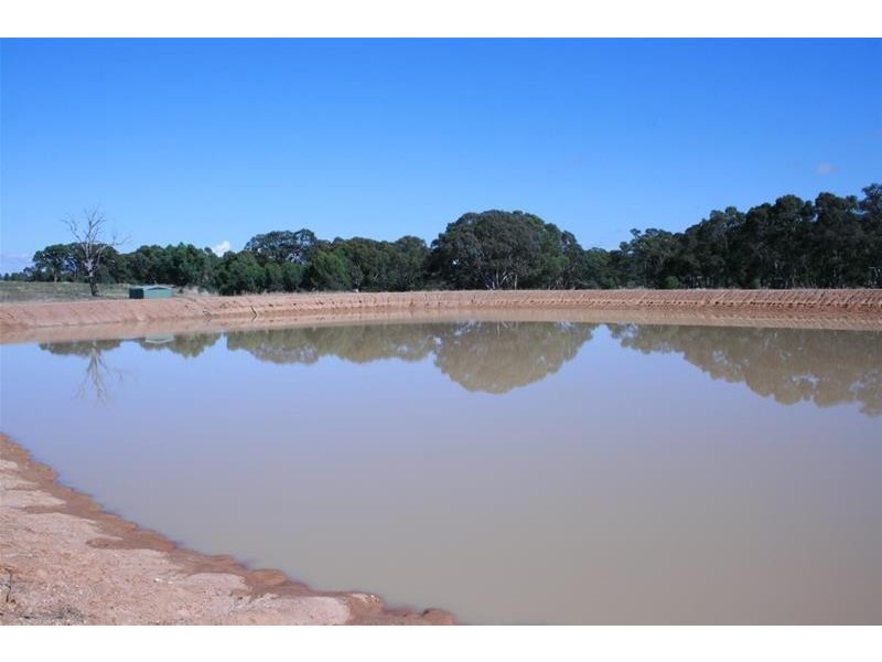 563 Sugarloaf Road, Great Western VIC 3374