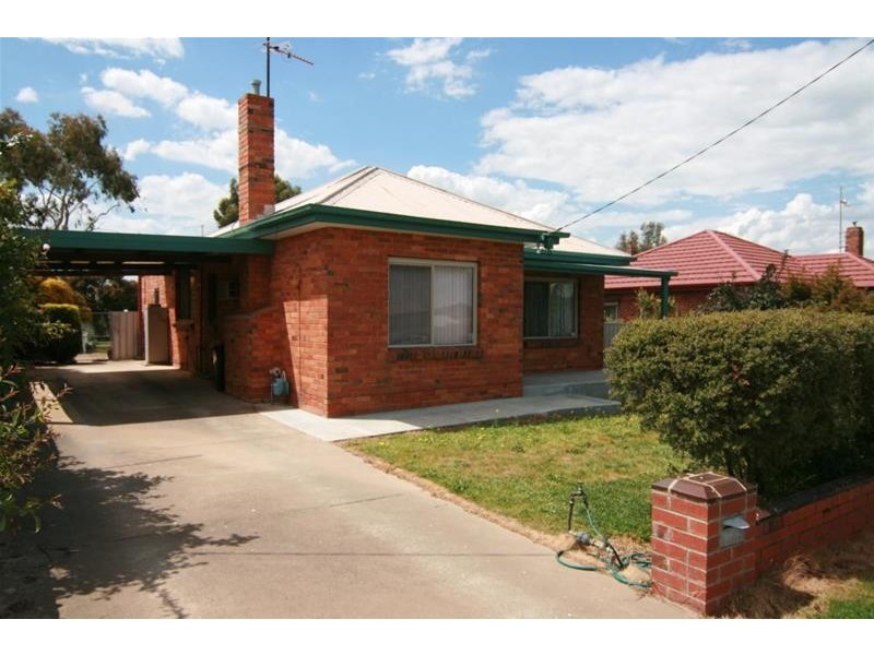 15 FLATTELY Street, Ararat VIC 3377