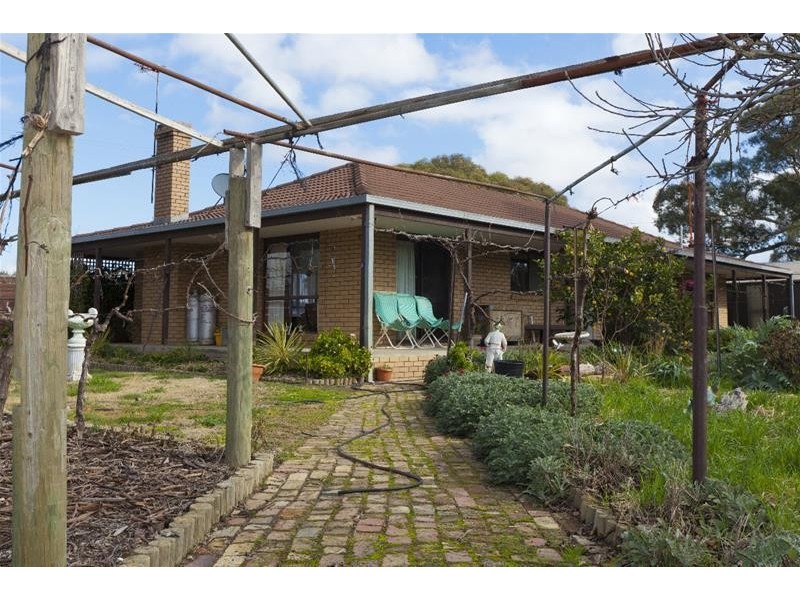 41 Warrak Road, Ararat VIC 3377