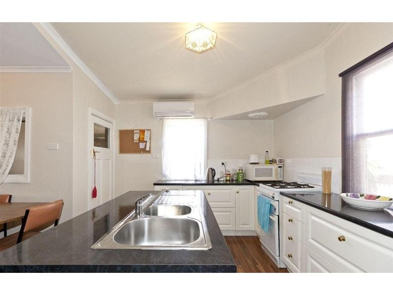 320 BARKLY Street, Ararat VIC 3377