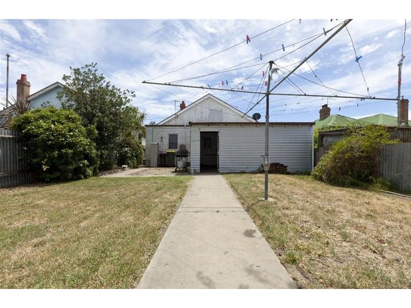 320 BARKLY Street, Ararat VIC 3377