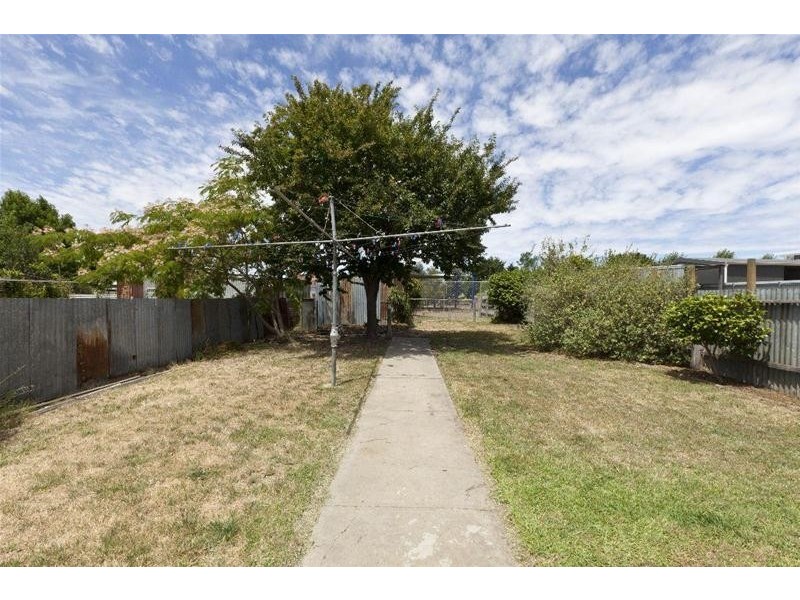 320 BARKLY Street, Ararat VIC 3377