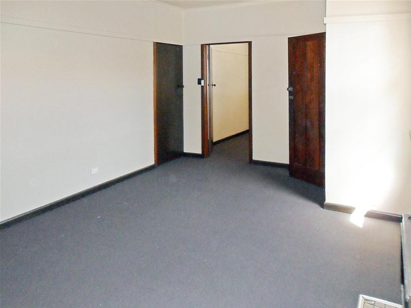 25 MONTGOMERY Street, Ararat VIC 3377