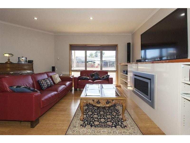 74 TATYOON Road, Ararat VIC 3377