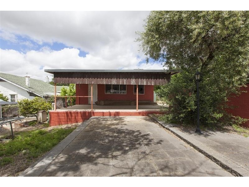 9 Lambert Street, Ararat VIC 3377