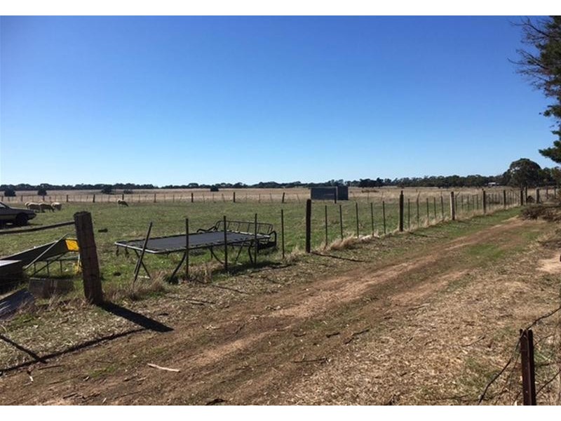 52 Campbell Street, Streatham VIC 3351