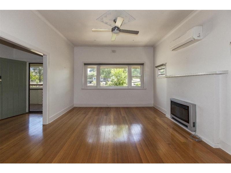 16 Dawson Street, Ararat VIC 3377