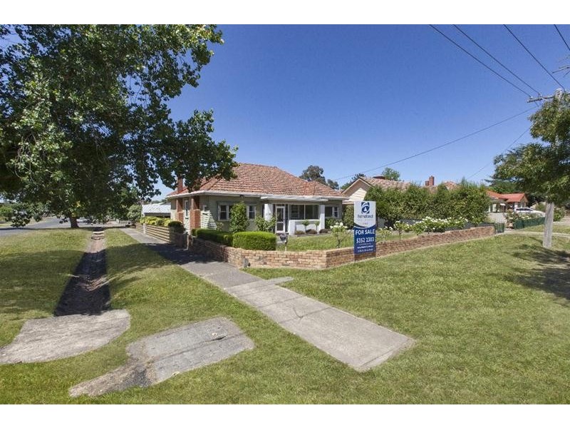 16 Dawson Street, Ararat VIC 3377