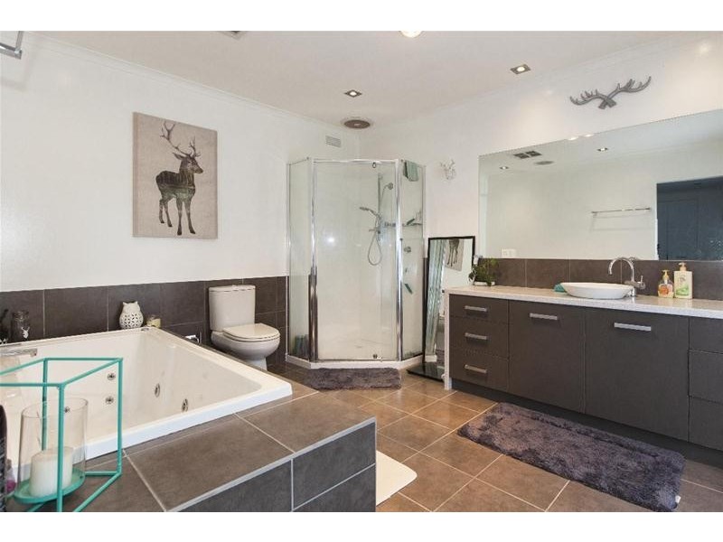 524 Garden Gully Road, Great Western VIC 3374