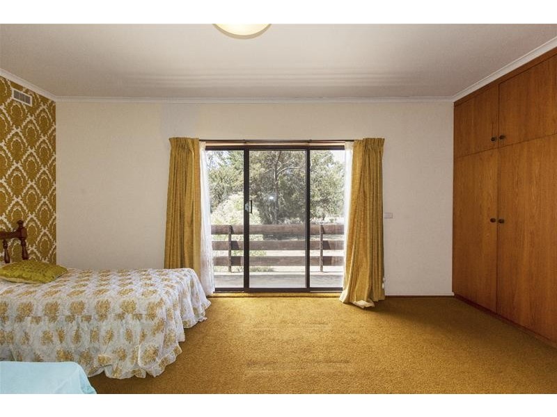 6 Morella Road, Ararat VIC 3377