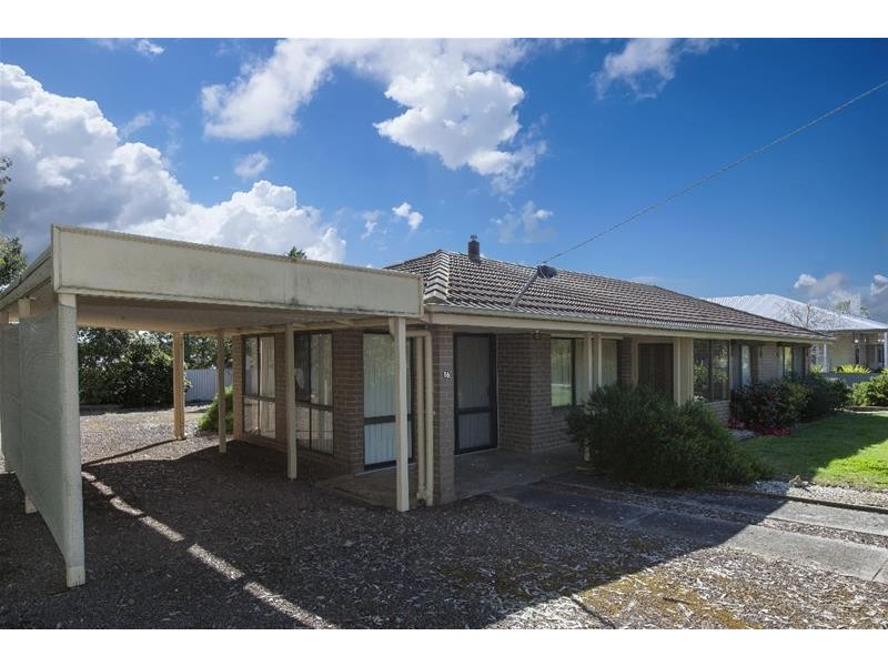 16 Campbell Street, Streatham VIC 3351