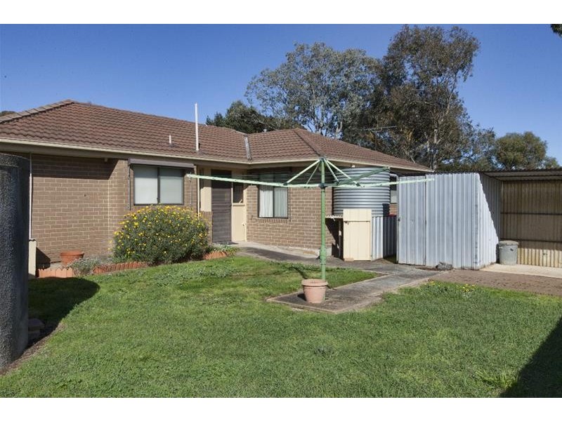 16 Campbell Street, Streatham VIC 3351