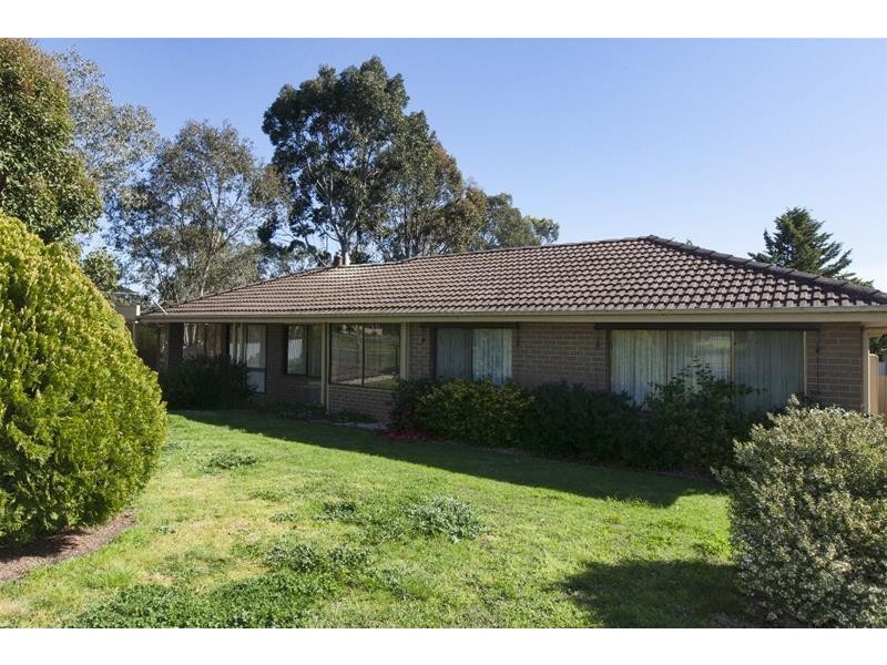 16 Campbell Street, Streatham VIC 3351