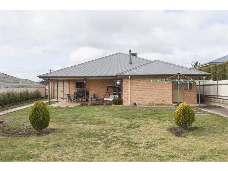 3 Lobelia Drive, Ararat VIC 3377