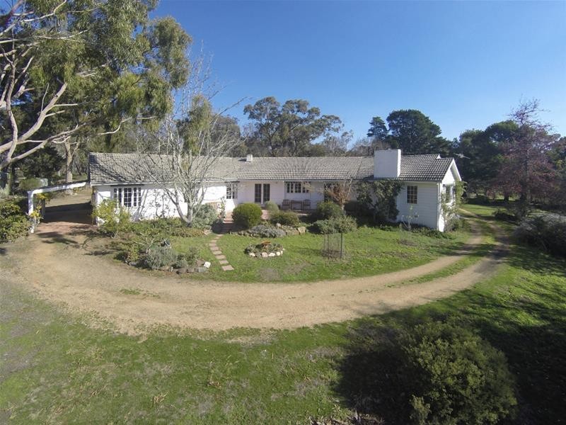 10 Matthews Place, Ararat VIC 3377