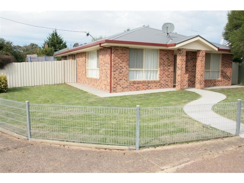 16 WILMOT Street, Ararat VIC 3377