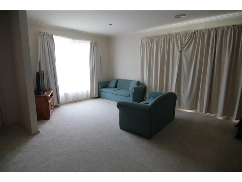 16 WILMOT Street, Ararat VIC 3377