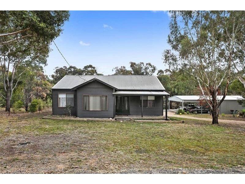 64 Bellinghams Hill Road, Ararat VIC 3377