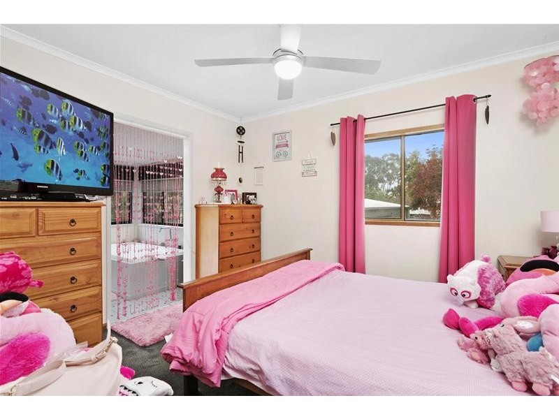 64 Bellinghams Hill Road, Ararat VIC 3377