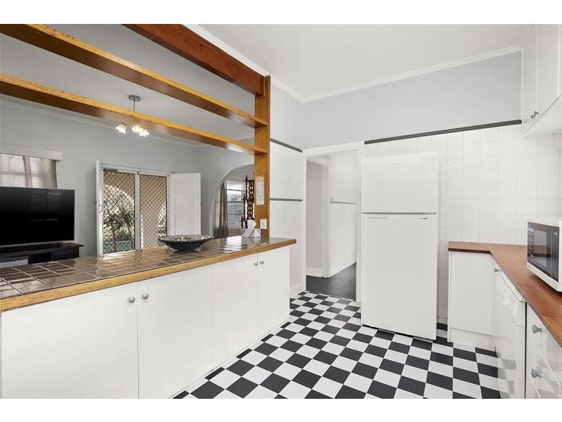 16 Baird Street, Ararat VIC 3377