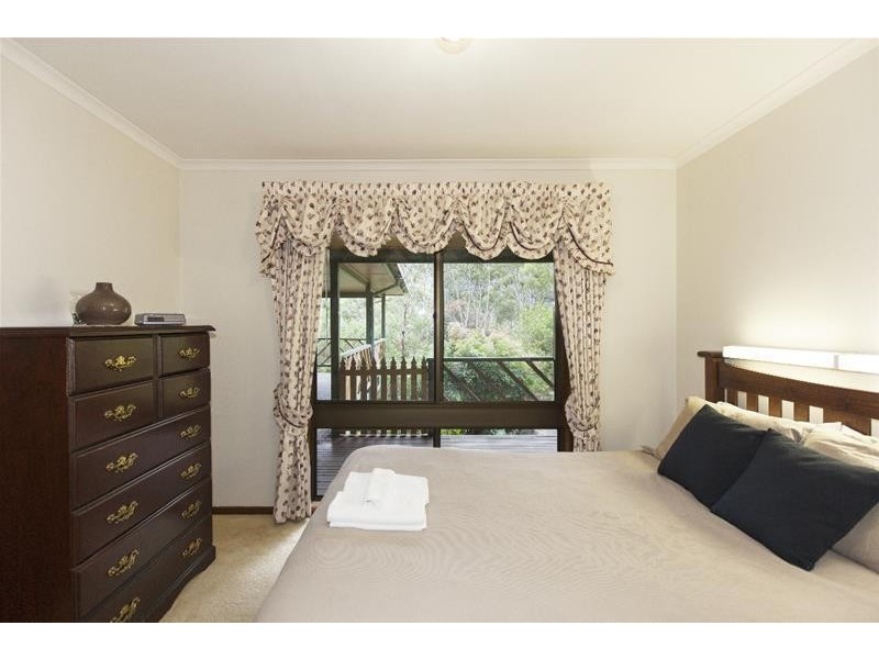 8 High Road, Halls Gap VIC 3381