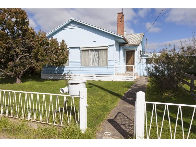 6 Rotary Avenue, Ararat VIC 3377