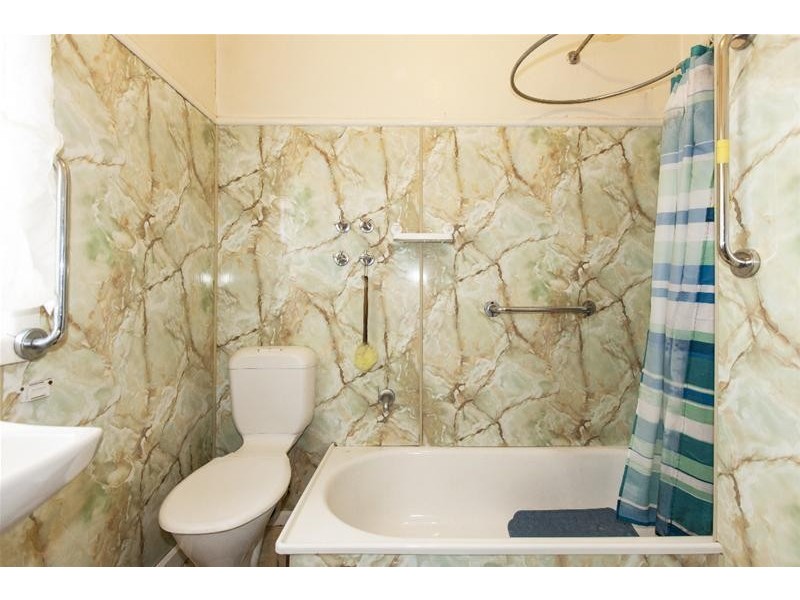 6 Rotary Avenue, Ararat VIC 3377