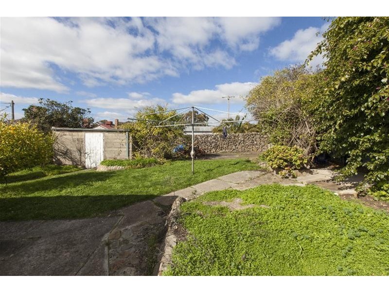 6 Rotary Avenue, Ararat VIC 3377