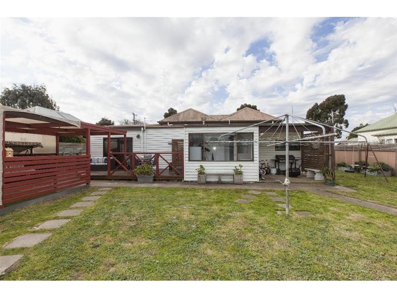 104 Moore Street, Ararat VIC 3377
