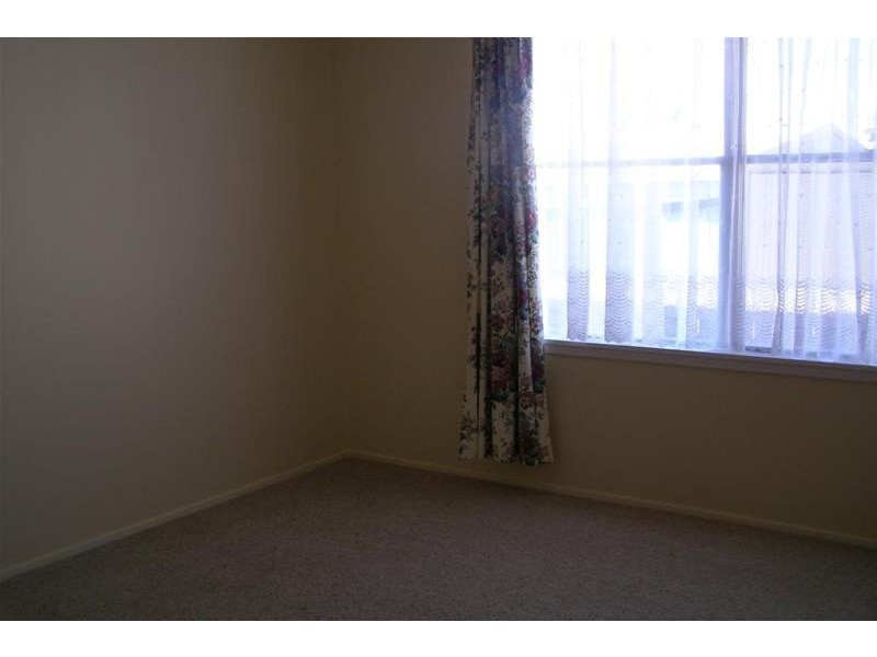 11 TATYOON Road, Ararat VIC 3377